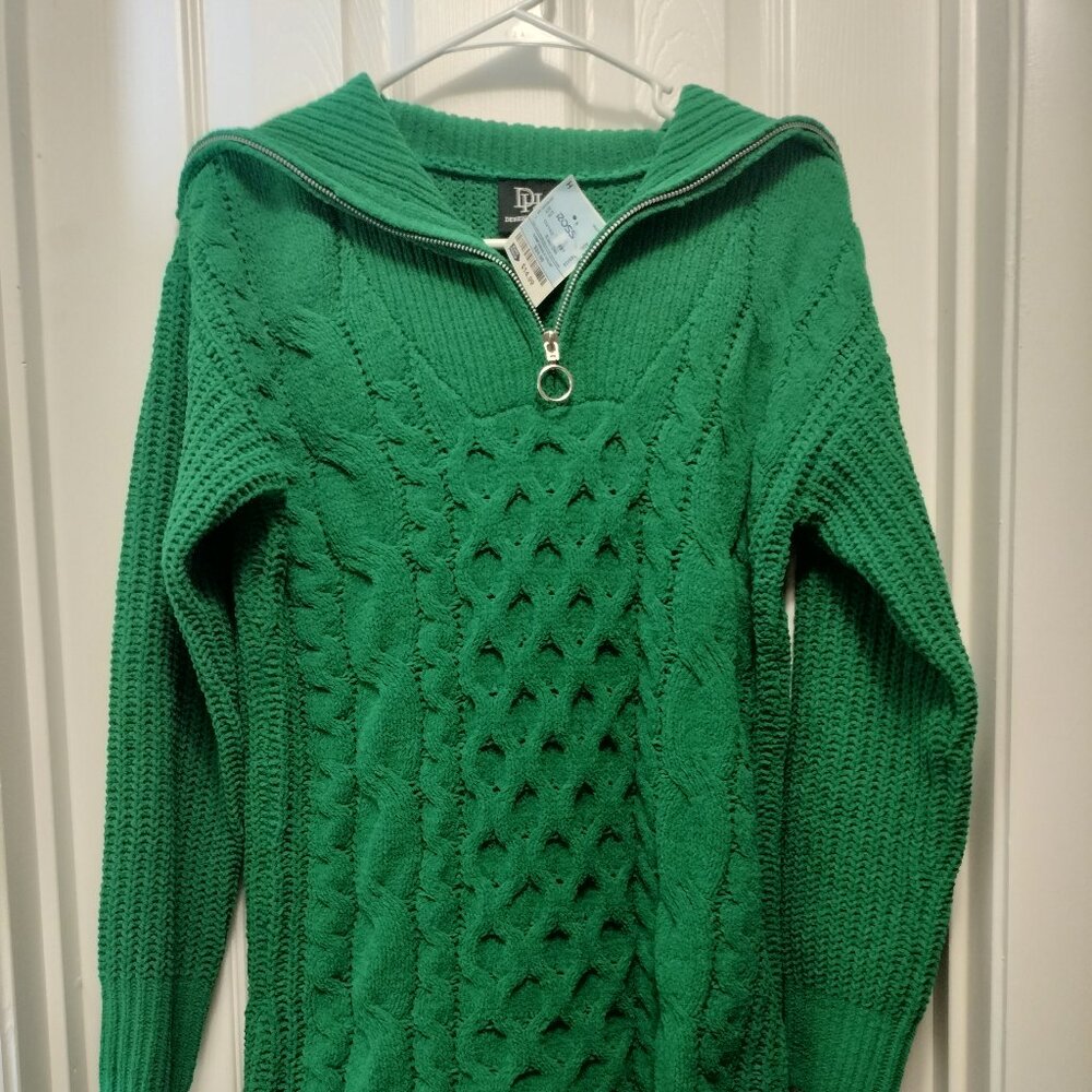 Derek Heart Cable Knit Sweater Dress‎